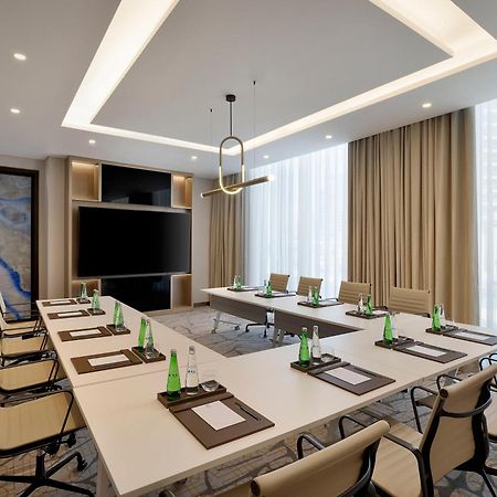 Hilton Garden Inn Dubai Business Bay Extérieur photo