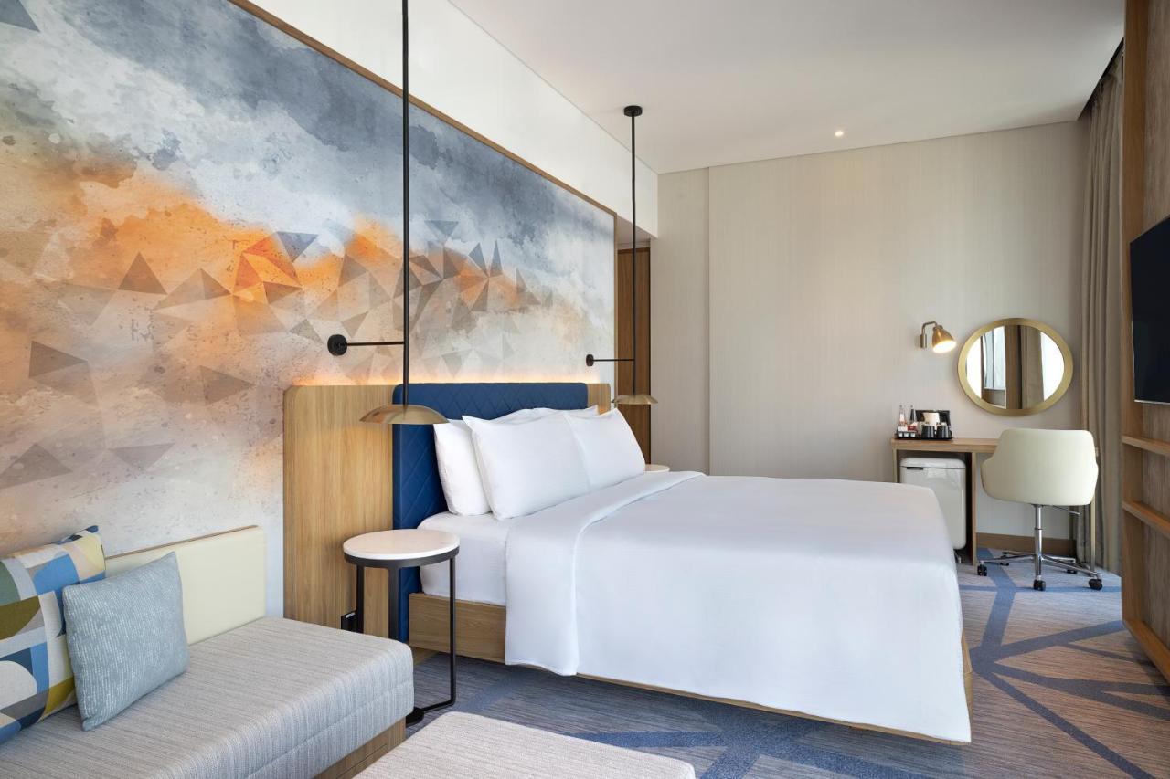 Hilton Garden Inn Dubai Business Bay Extérieur photo