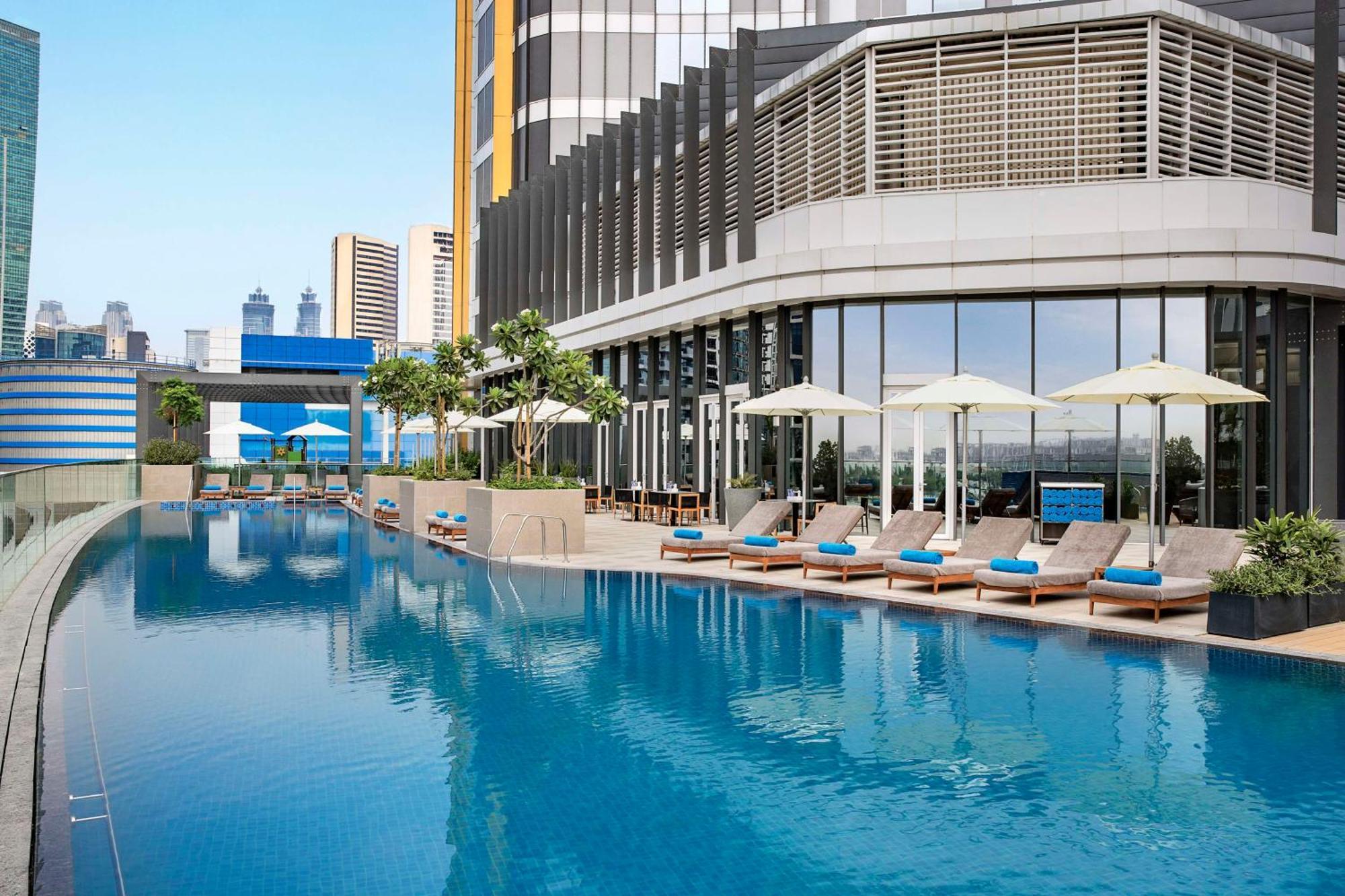 Hilton Garden Inn Dubai Business Bay Extérieur photo
